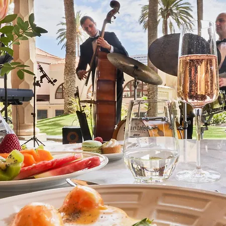 Santa Catalina, A Royal Hideaway ホテル 5*