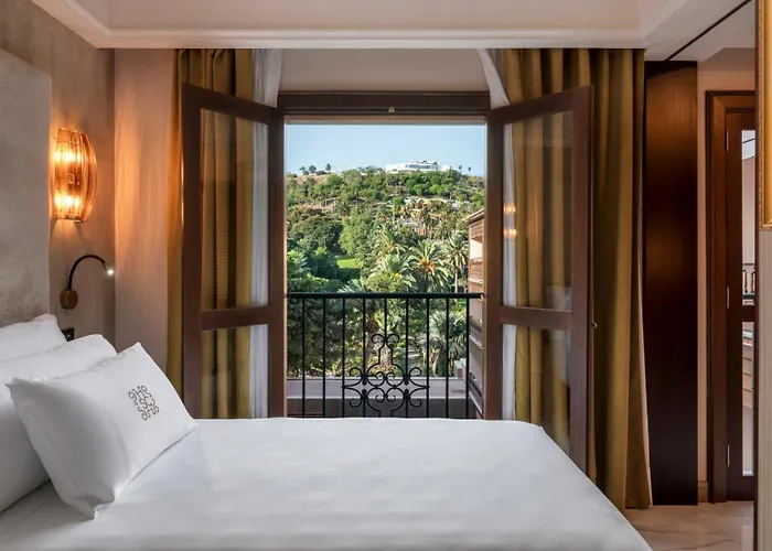 Santa Catalina, A Royal Hideaway