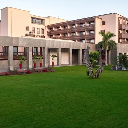 Santa Catalina, A Royal Hideaway Отель