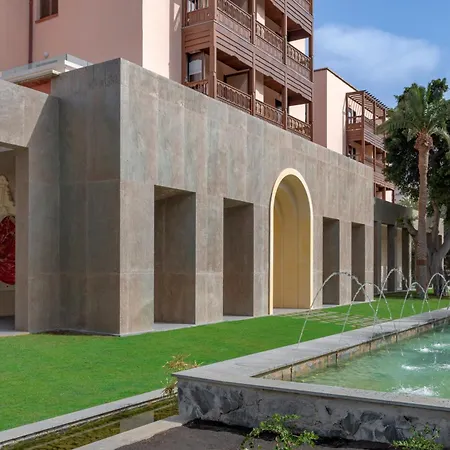 Отель Santa Catalina, A Royal Hideaway Лас-Пальмас-де-Гран-Канария