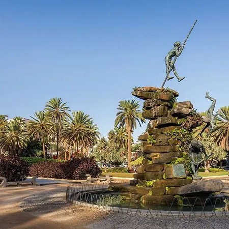 Отель Santa Catalina, A Royal Hideaway 5*