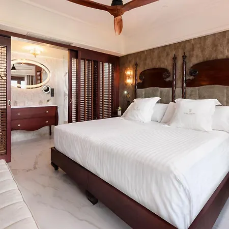 Hotel Santa Catalina, A Royal Hideaway